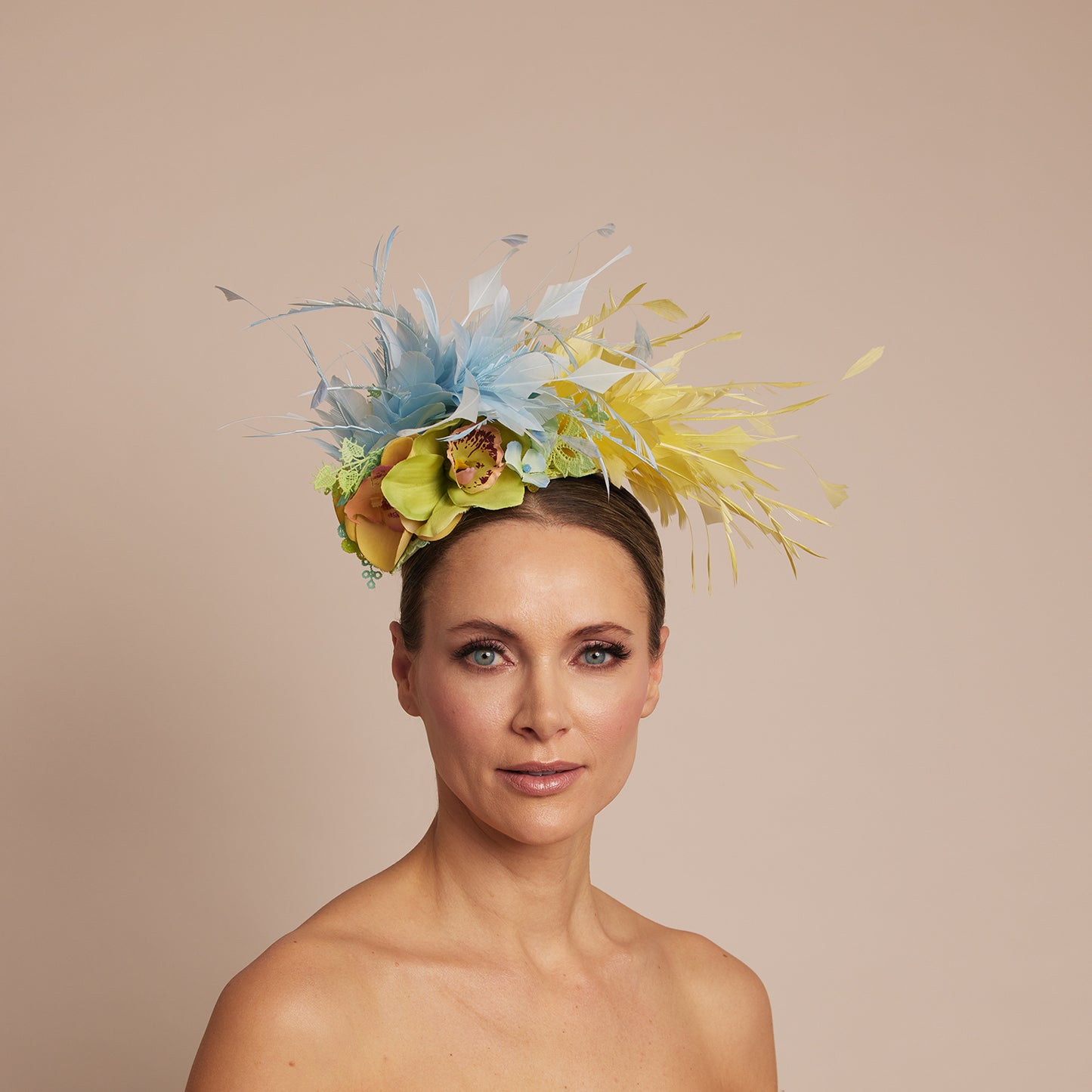 Load image into Gallery viewer, feather fascinator headband
