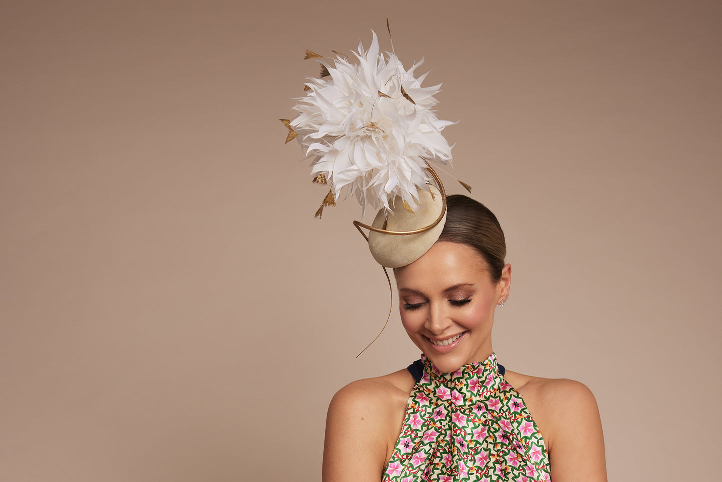 Load image into Gallery viewer, Fascinator For Ascot
